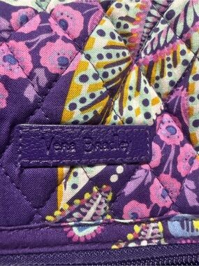 Title Vera Bradley bag